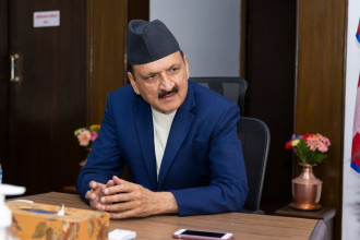 ऋण लिएर तिर्दिन भन्न कसैलाई छुट छैन : अर्थमन्त्री डा महत